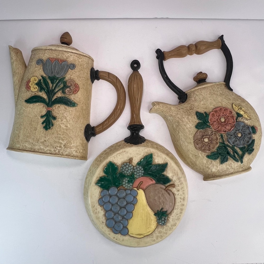 VTG Homco Teapot Skillet Coffee Pot Plastic Wall Hanging Decorations - Lot (3)